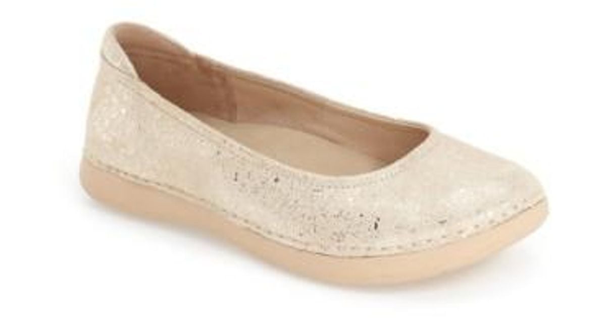 alegria ballet flats